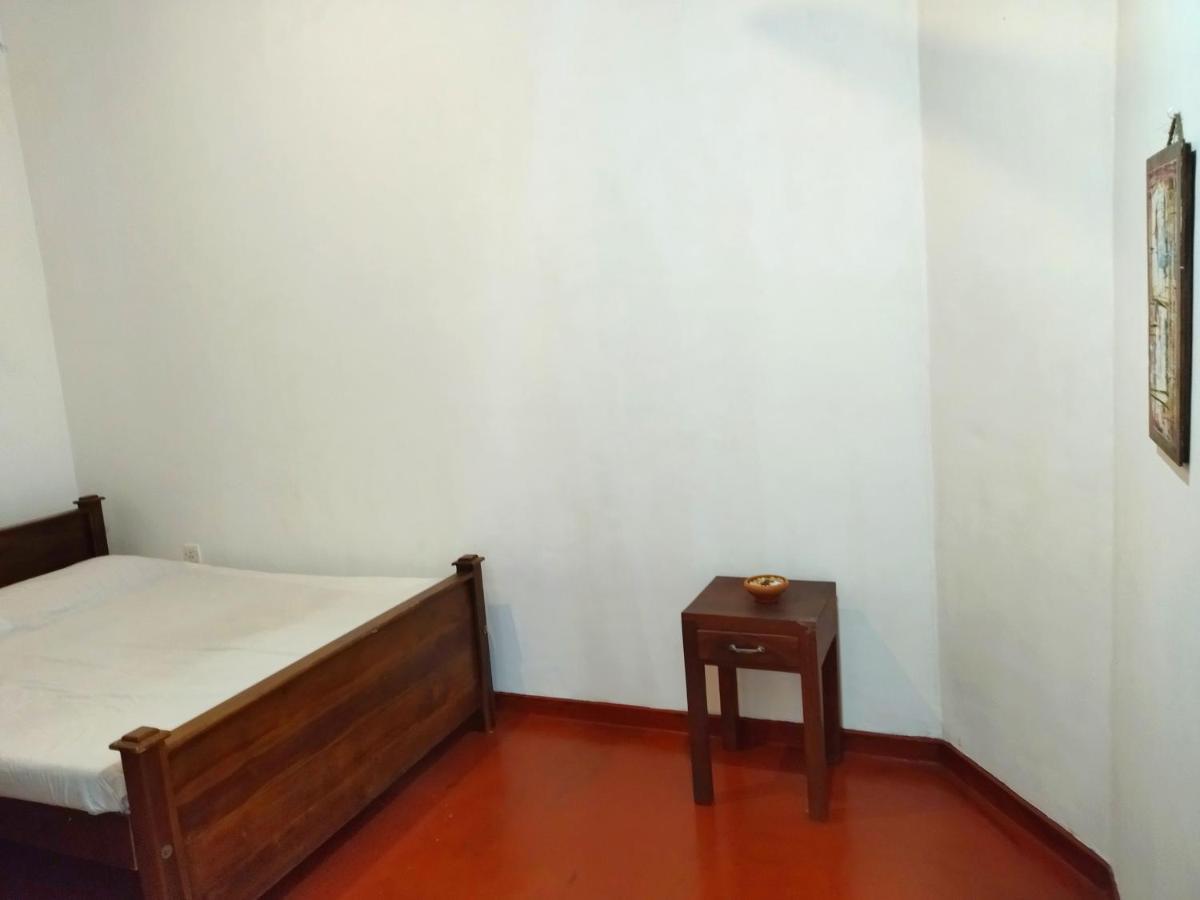 Mama'S Hostel Ahangama Luaran gambar